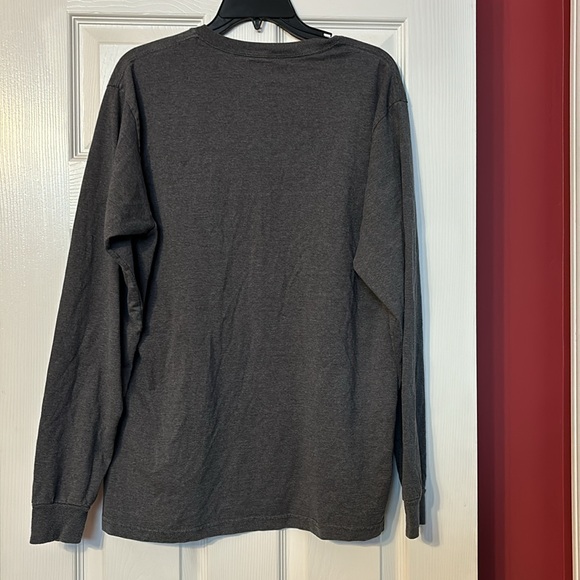 Plain grey long sleeve tshirt size medium - Picture 2 of 3